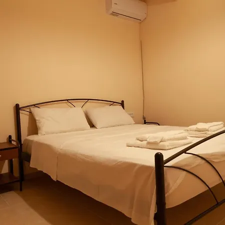 Tsoutsis Apartments Marantochori Room photo