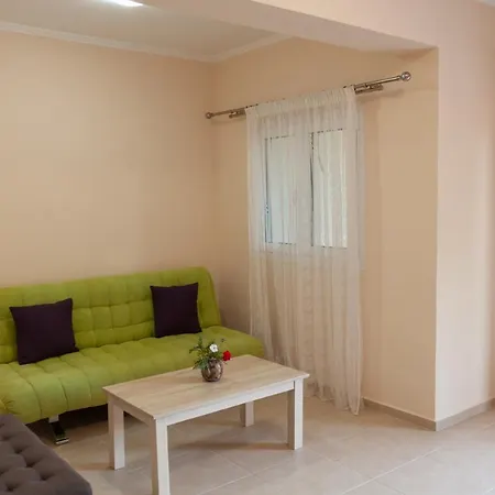 Tsoutsis Apartments Marantochori Exterior photo